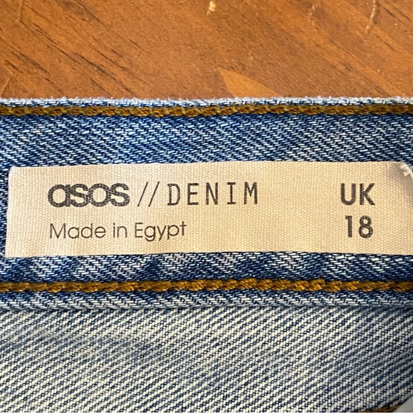 ASOS High Waisted Distressed Denim Shorts Light-Wash 100% Cotton WO14 - Picture 9 of 12